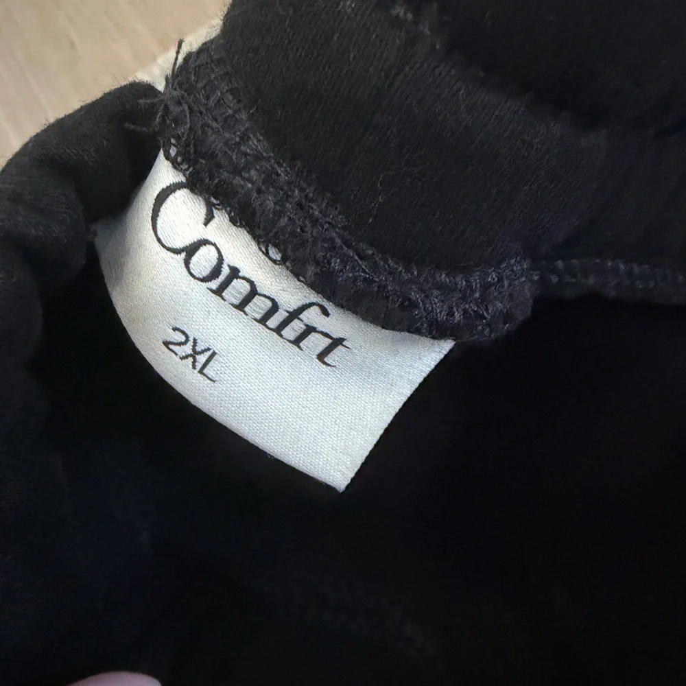 COMFRT Signature Sweatpants in Onyx Black Size 2XL Gorpcore Fleece Lounge